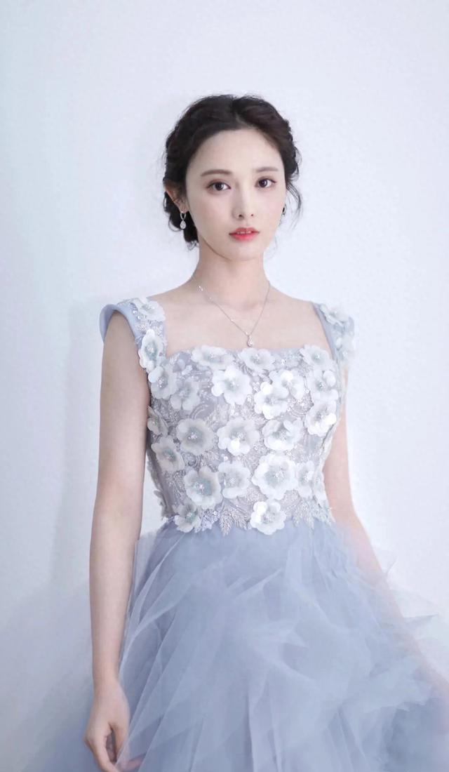 彭小苒写真
